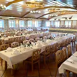 Hotel & Jaegerwirt Aufhofen