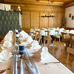 Hotel & Jaegerwirt 3*